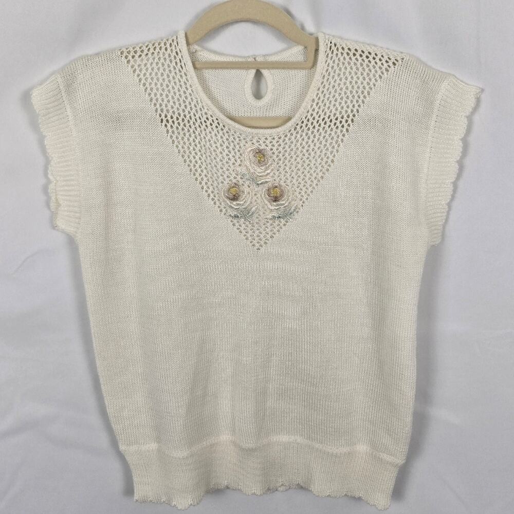 Vintage Y2K Ivory Knit Floral Embroidered Sleeveless Top Size S